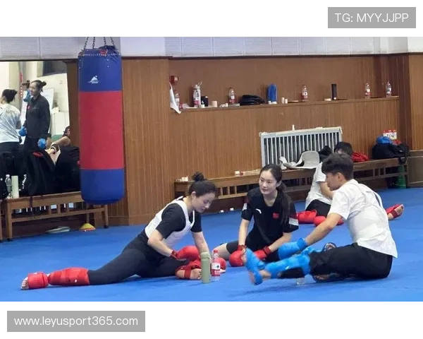 中国跆拳道队冬训动员大会在太原举行,全力冲刺洛杉矶奥运会备战。 中国跆拳道队冬训动员大会在太原举行,全力冲刺洛杉矶奥运会备战。